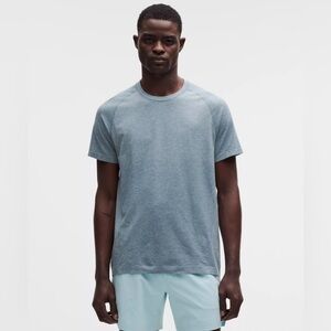 Lululemon Metal Vent Tech Short Sleeve Shirt Light Blue XL